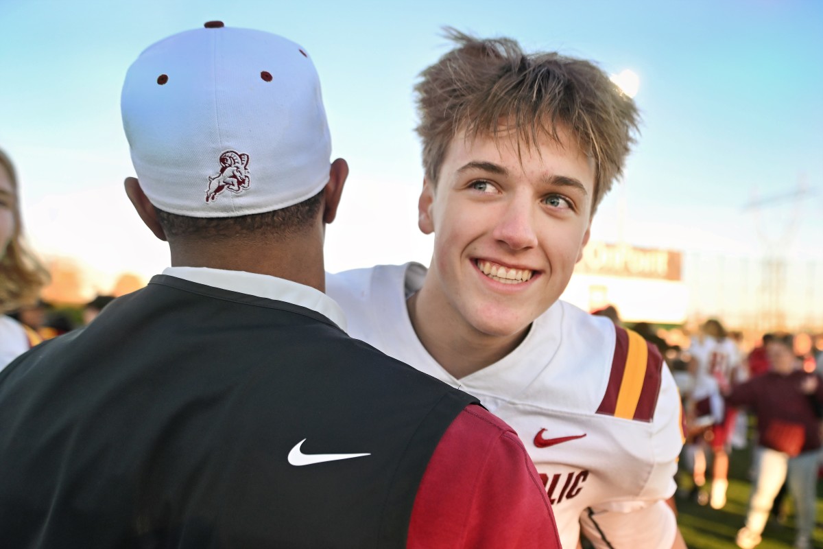 a Central Catholic Tualatin 6A Oregon football final November 22 2023 Leon Neuschwander 92